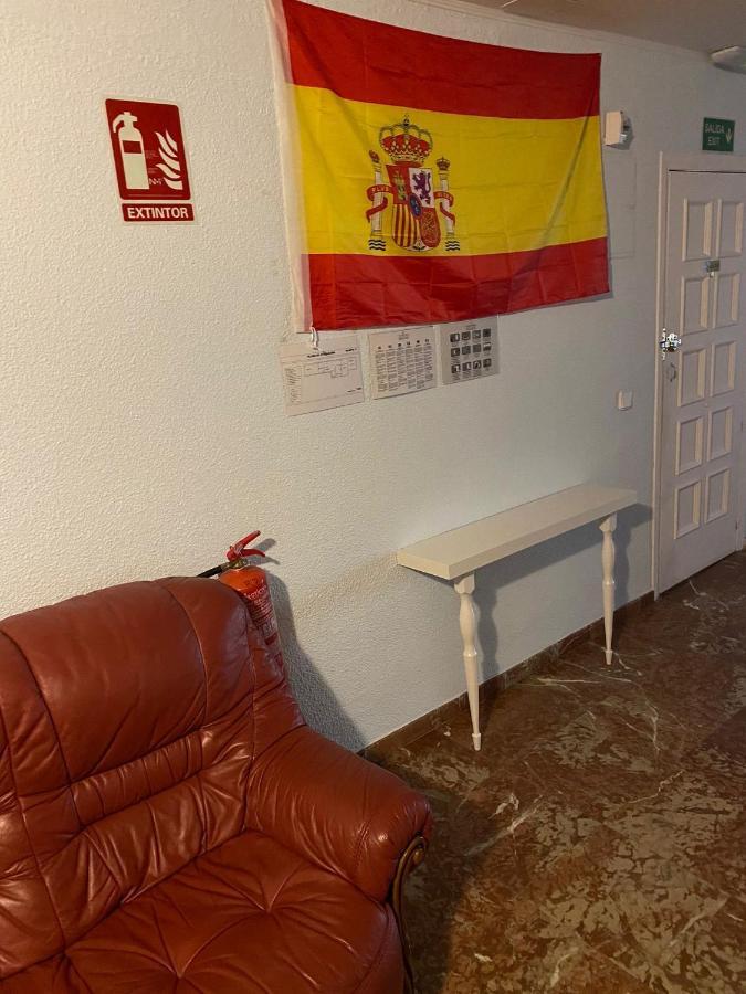 Pension El Dorado Alicante Buitenkant foto