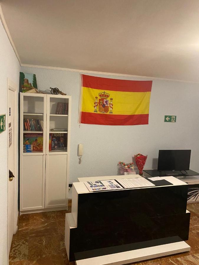Pension El Dorado Alicante Buitenkant foto