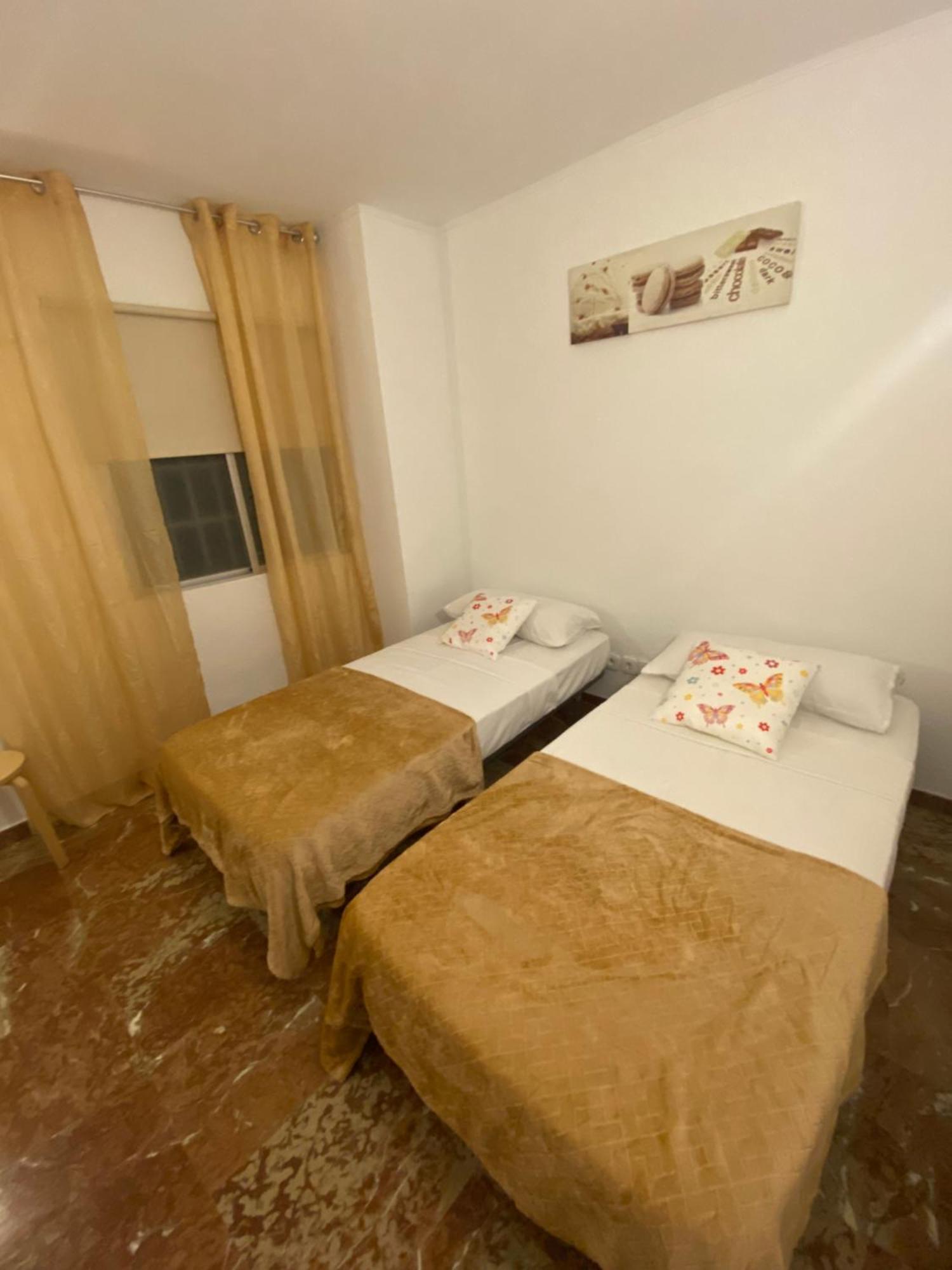 Pension El Dorado Alicante Buitenkant foto